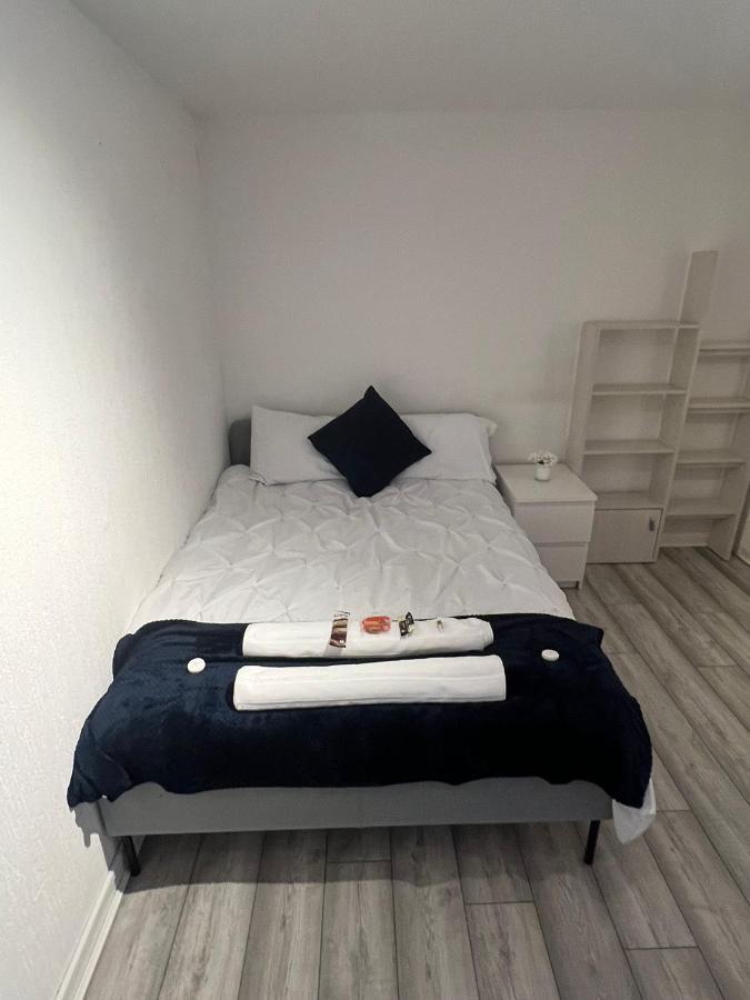 Indulge Hockley Hotel - With Free Front Parking - 10 Min Drive To Birmingham City Centre Bull Ring, Grand Central, Tesco Superstore, Primark & Commonwealth Games Exterior photo